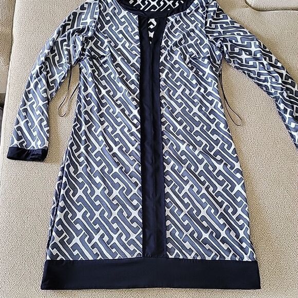 INC International Concepts Navy and White Geo Long Sleeve Stretch Dress - Medium - Picture 14 of 16